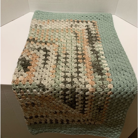 Bassinet, Stroller, Car, Lap, Crib Blanket Handmade Crocheted NEW - Picture 6 of 13